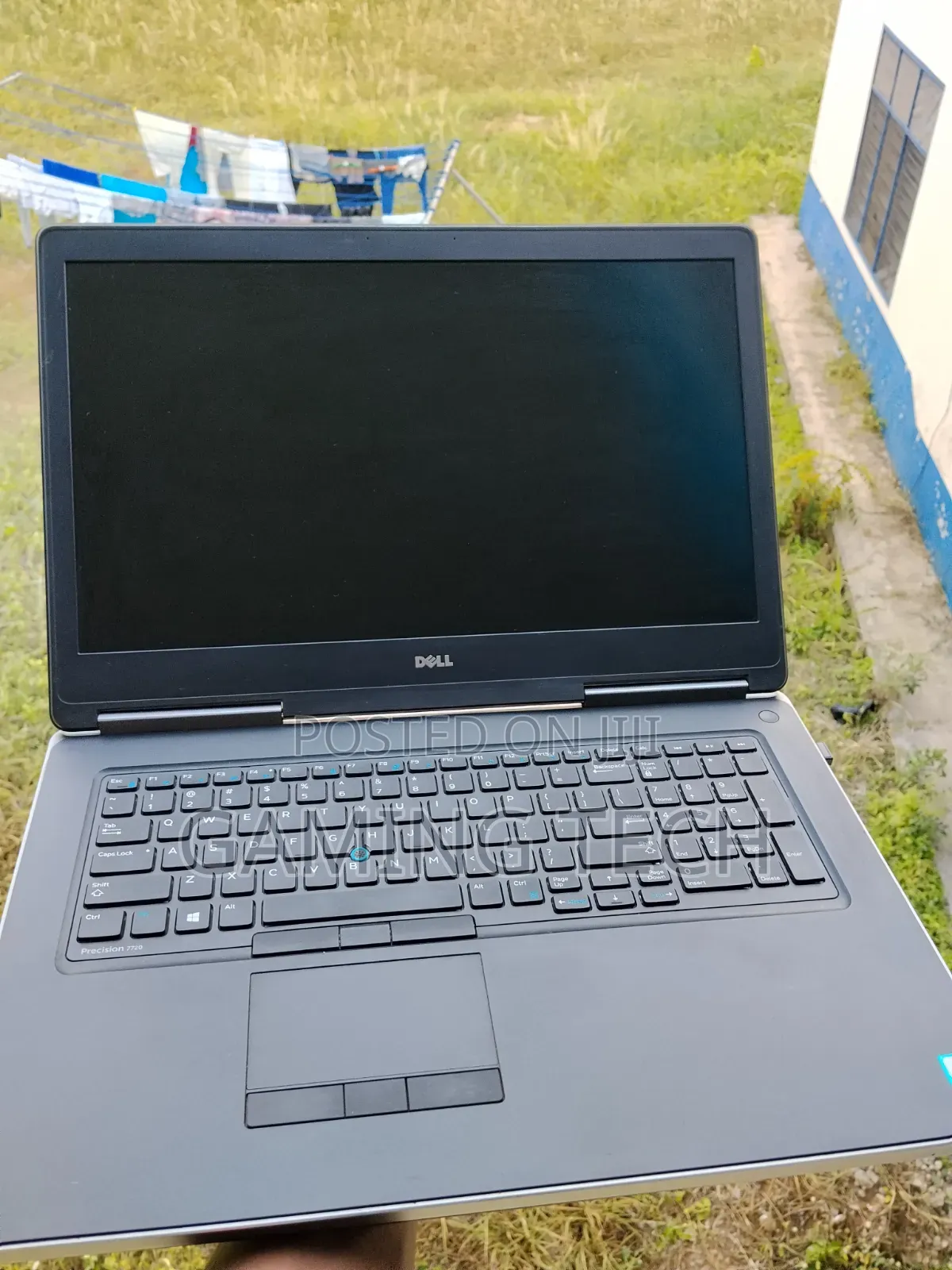 Laptop Dell Precision 7720 32GB Intel Xeon HDD+SSD 2T