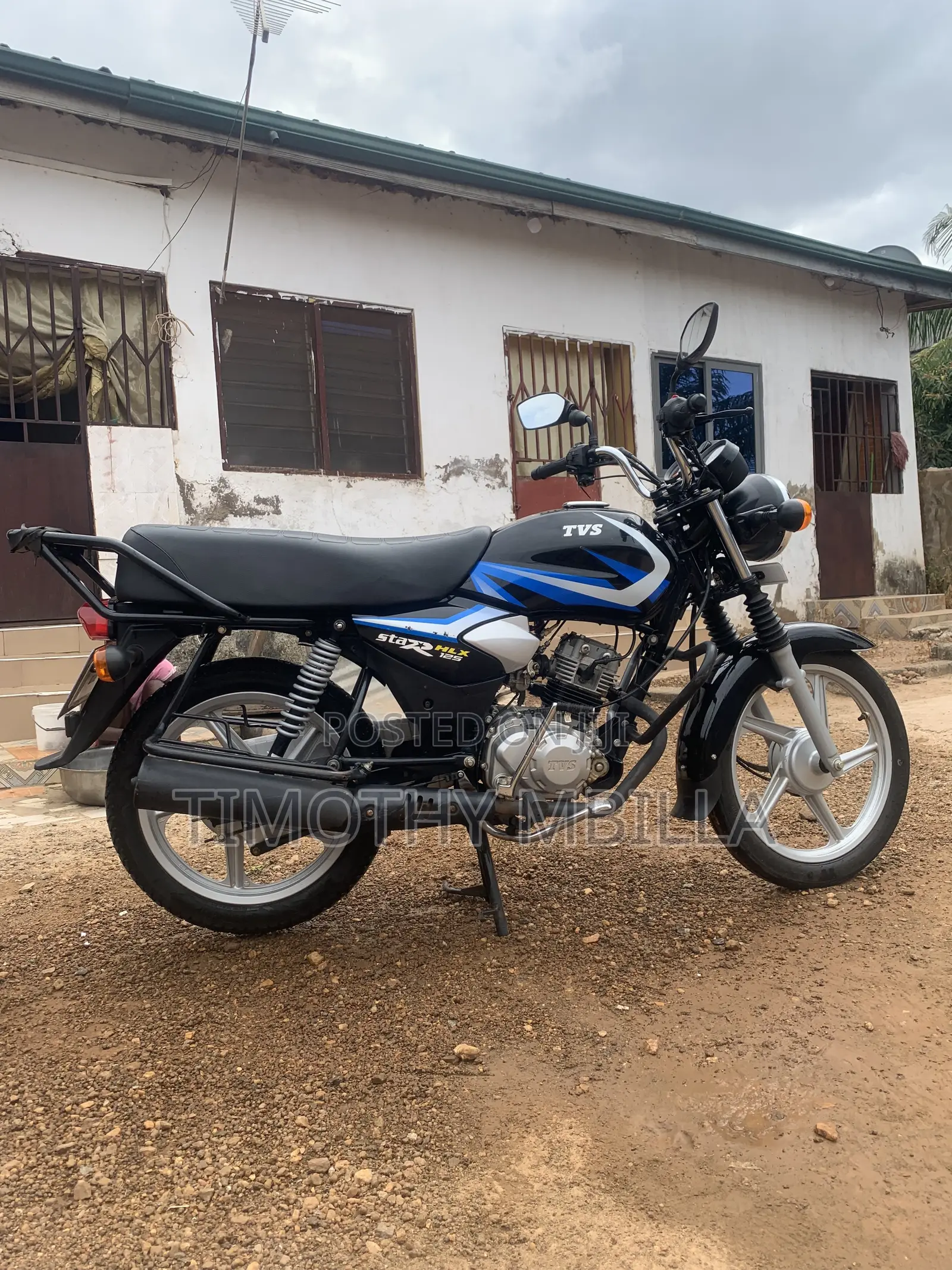 TVS HLX 125 2024 Black