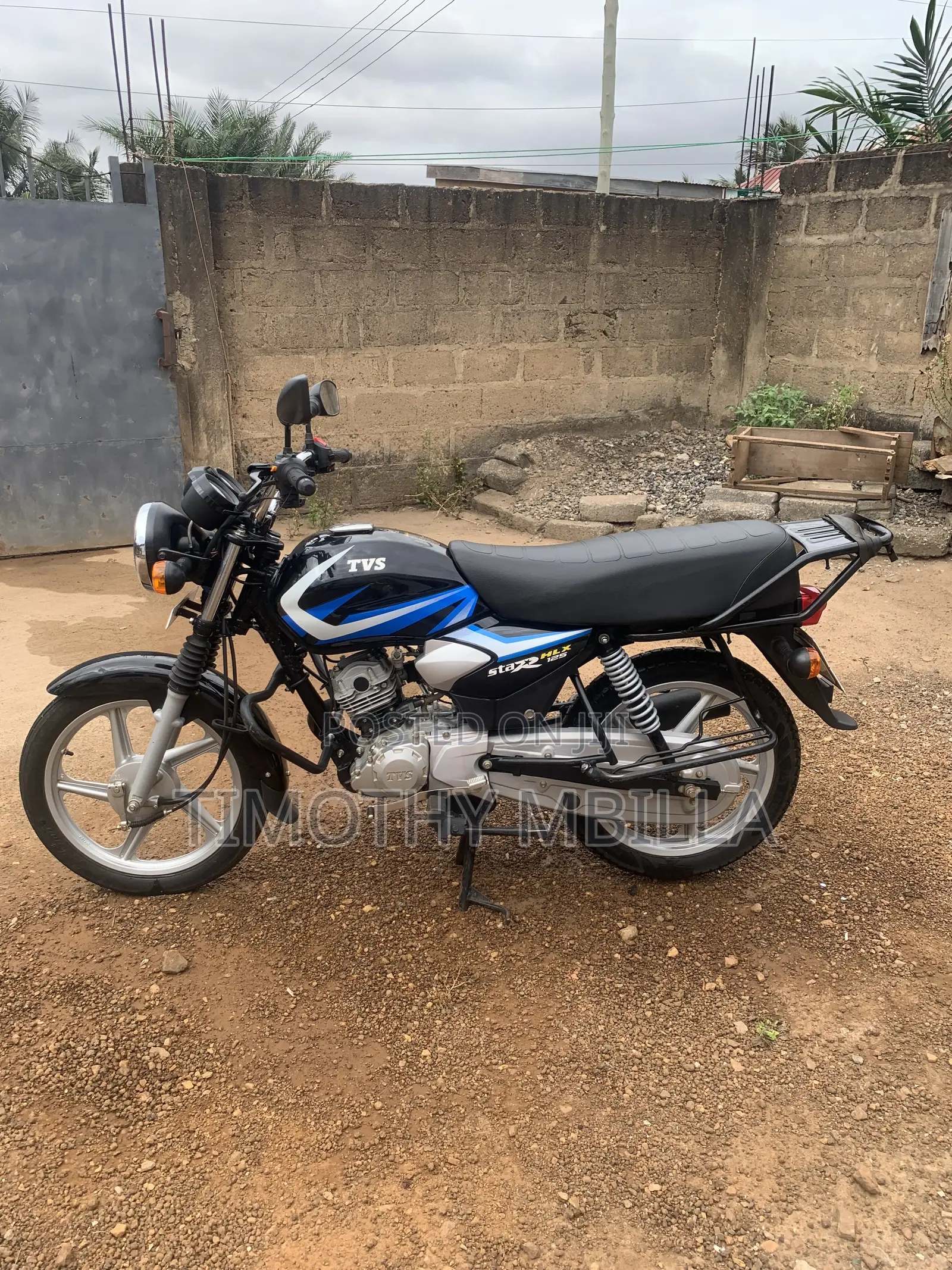 TVS HLX 125 2024 Black