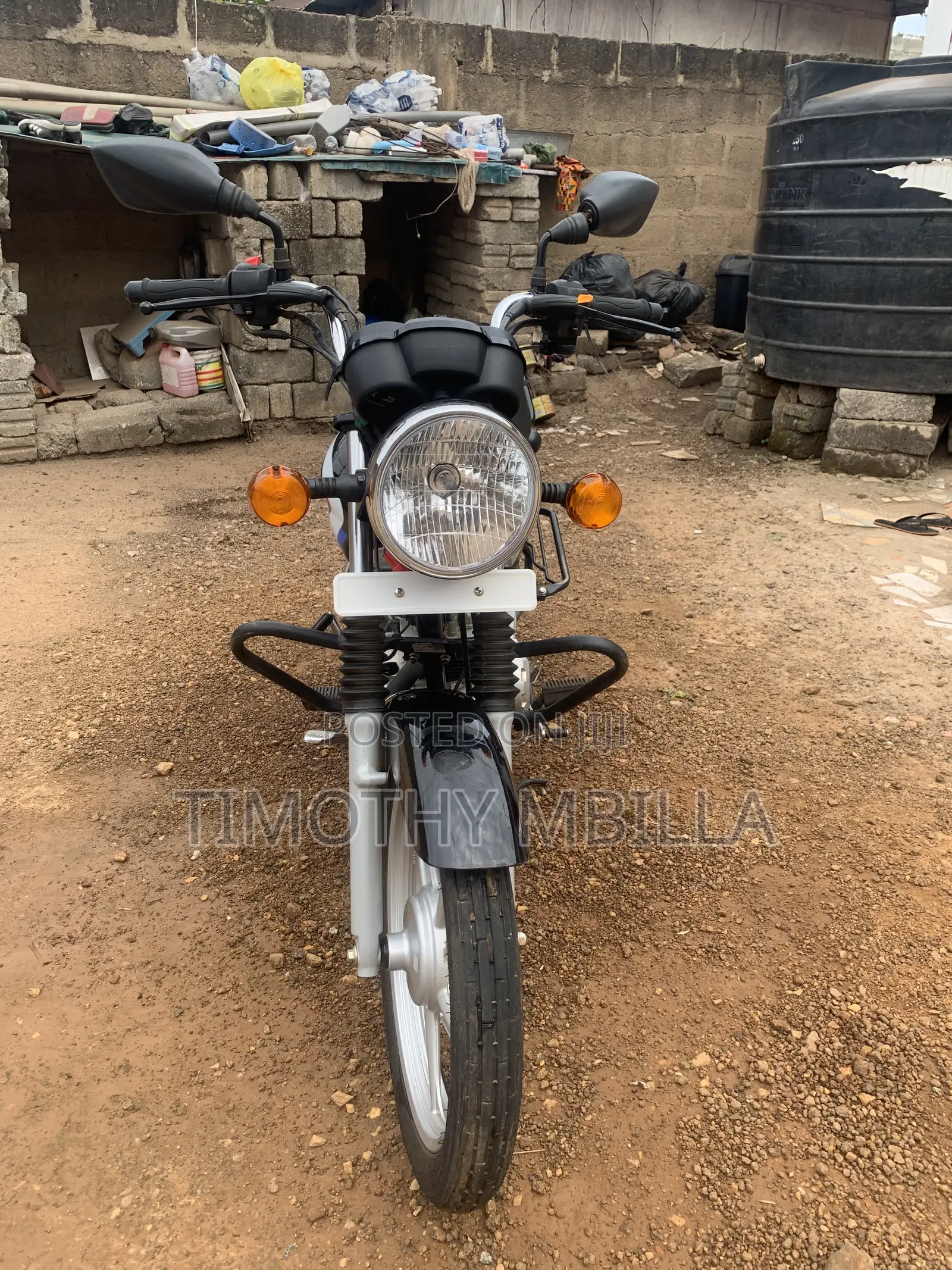 TVS HLX 125 2024 Black