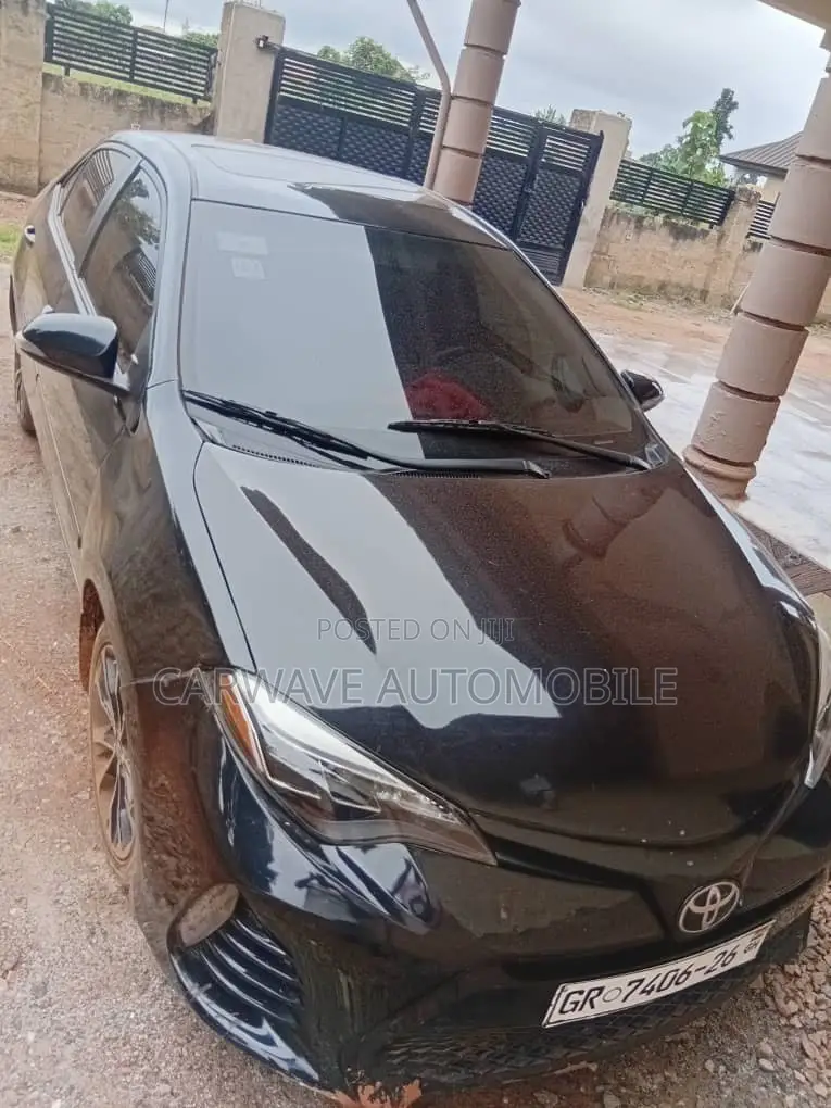 Toyota Corolla XSE 4dr Sedan (1.8L 4cyl CVT) 2017 Black