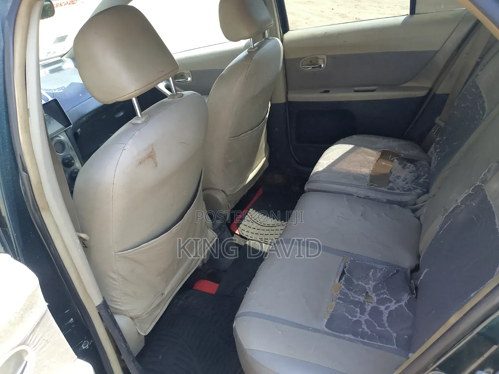 Toyota Vitz 2010 Green