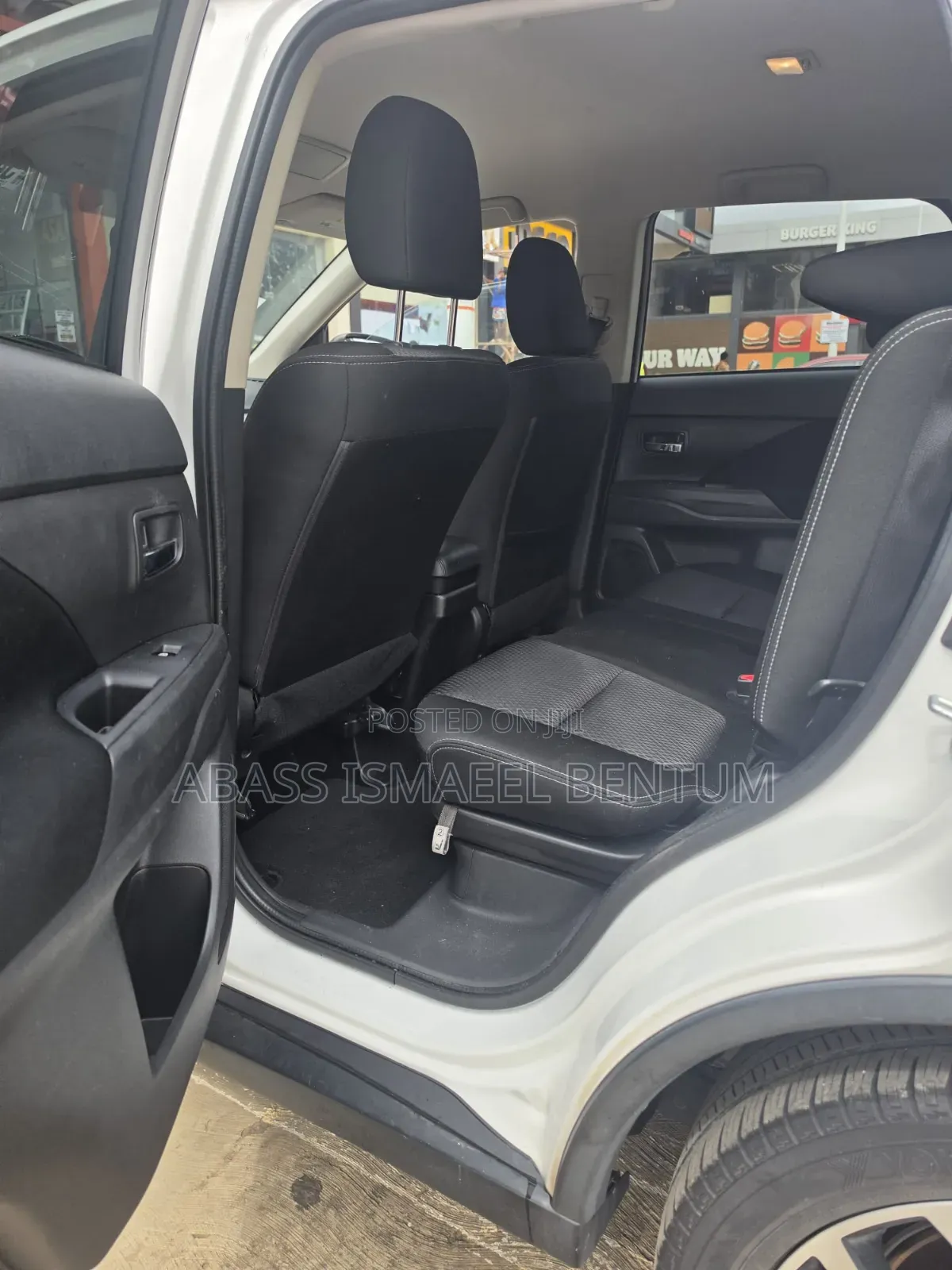 Mitsubishi Outlander SE FWD 2017 White