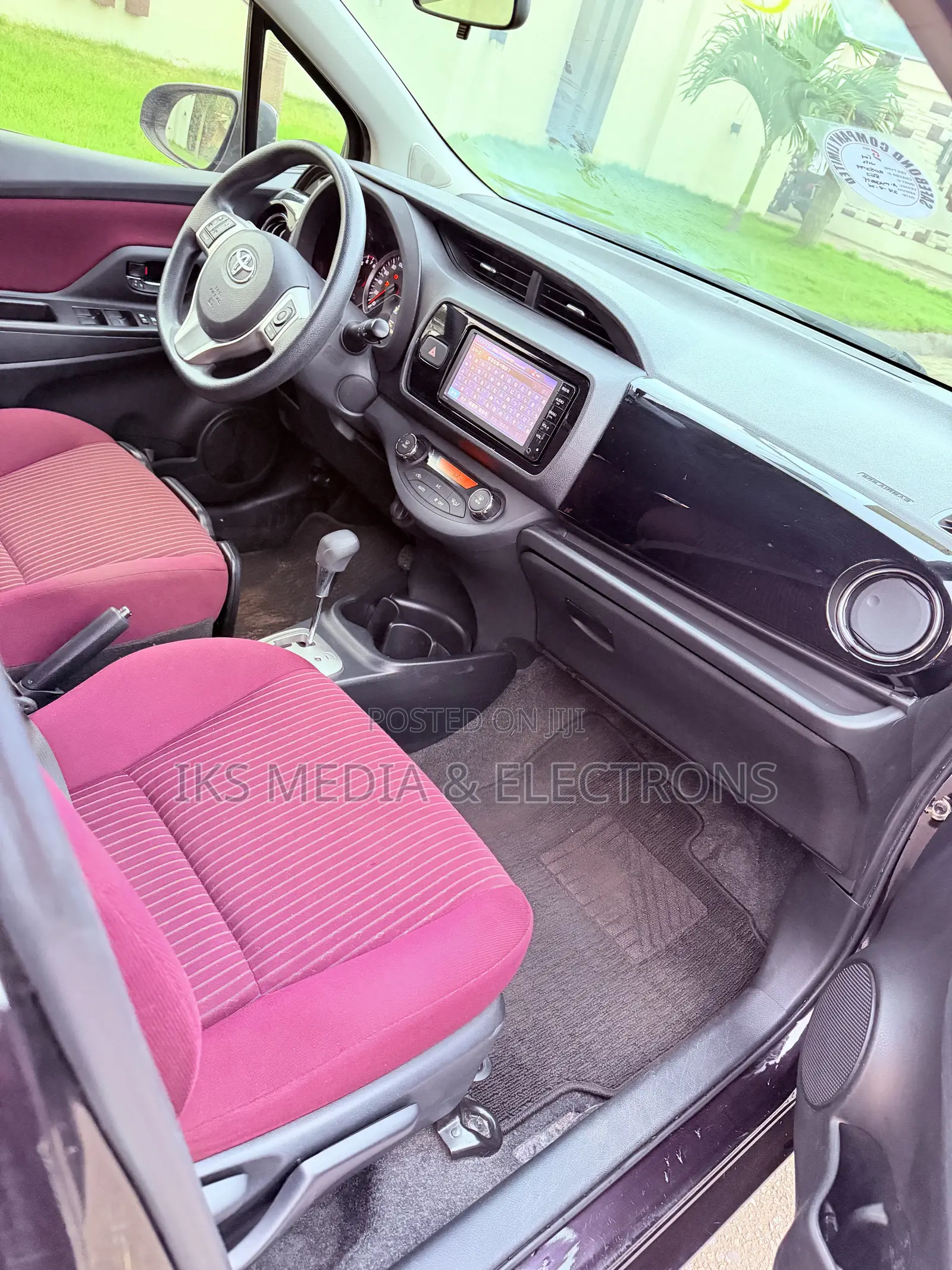 Toyota Vitz 2015 Black