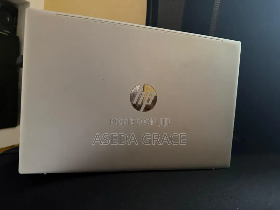 Laptop HP Pavilion 15 8GB Intel Core i3 HDD+SSD 256GB