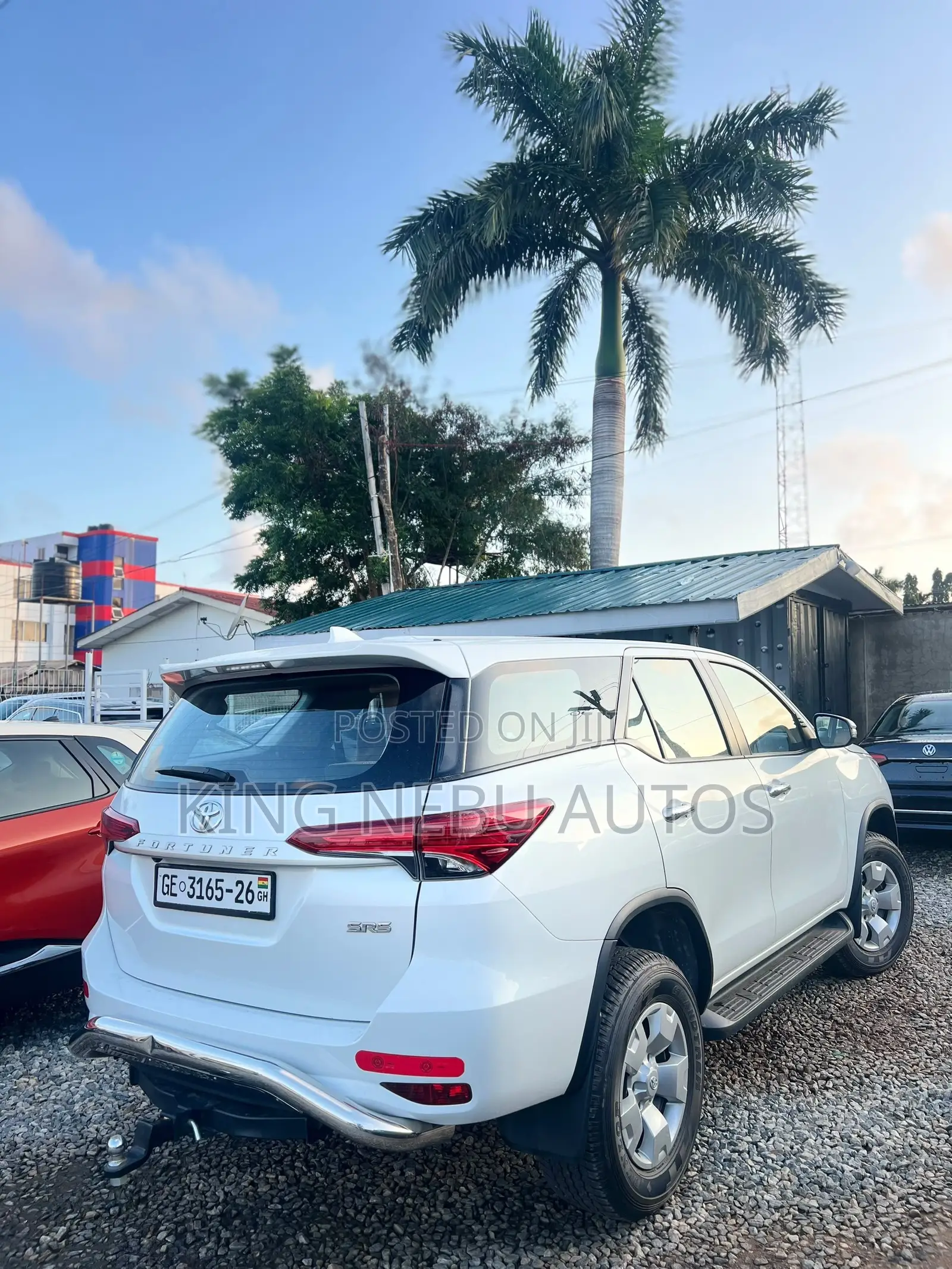 Toyota Fortuner 2.7 AWD 2021 White