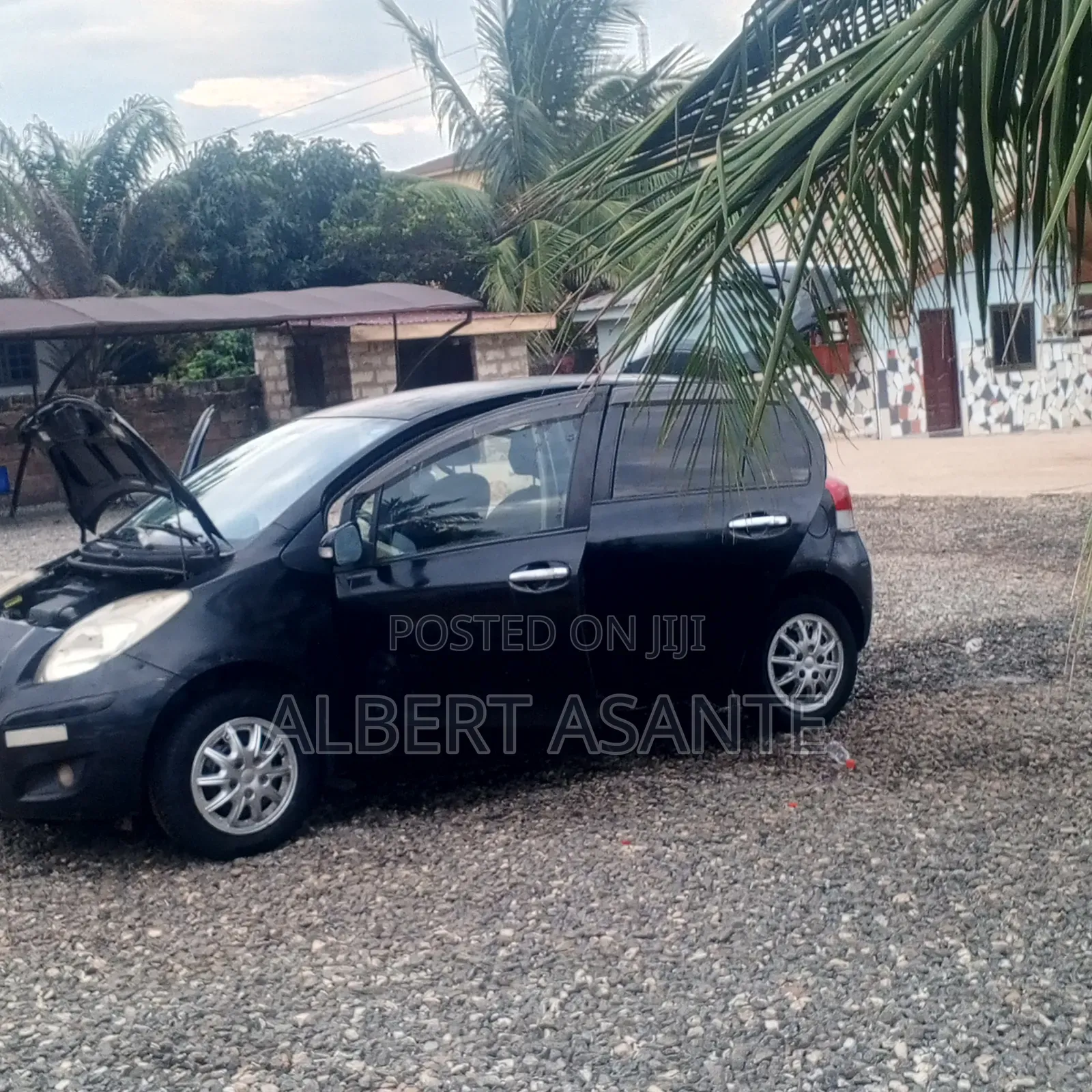 Toyota Vitz 2009 Black