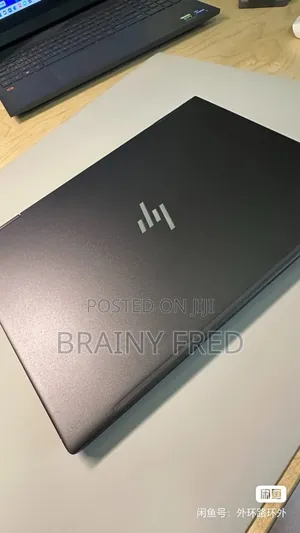 Laptop HP Envy x360 8GB Intel Core i5 SSD 256GB