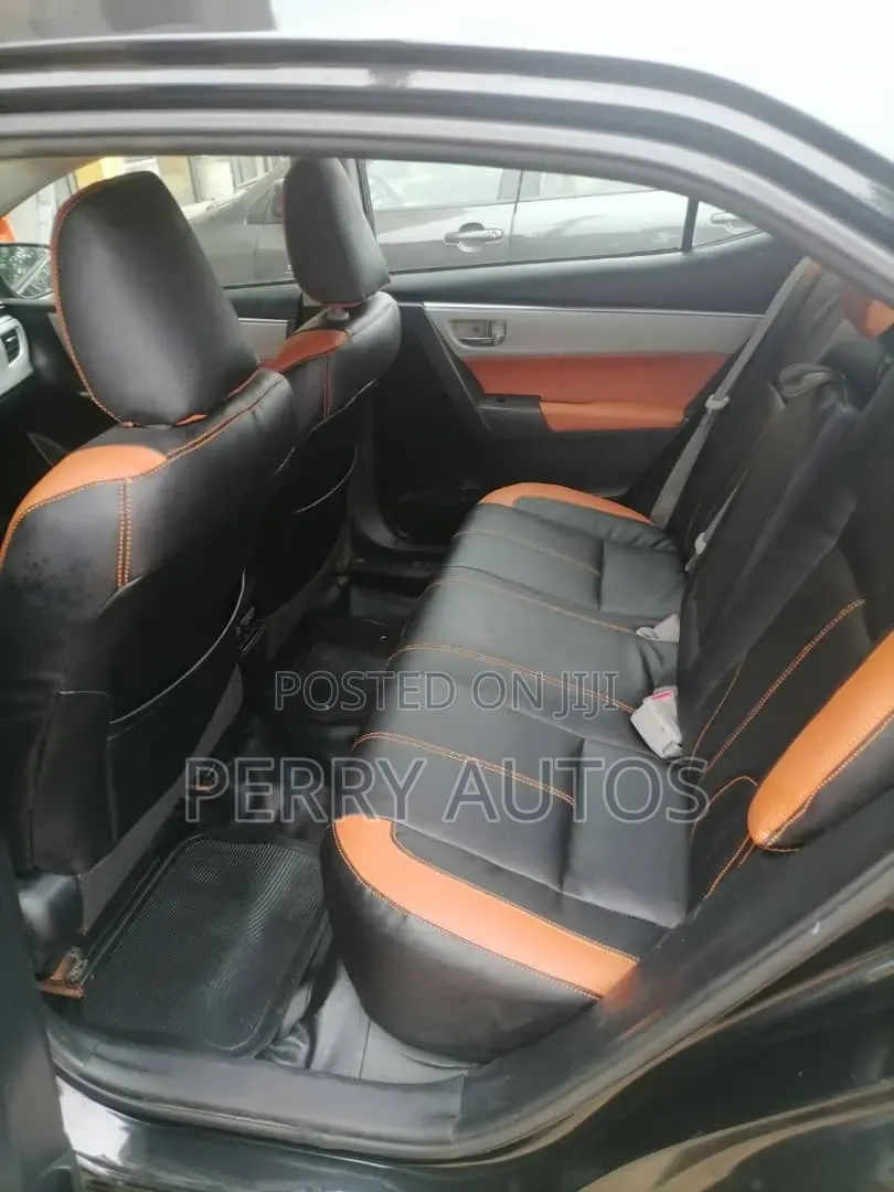 Toyota Corolla LE 4dr Sedan (1.8L 4cyl CVT) 2016 Black