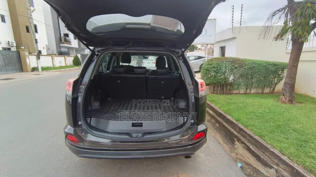 Toyota RAV4 Limited AWD 2019 Black