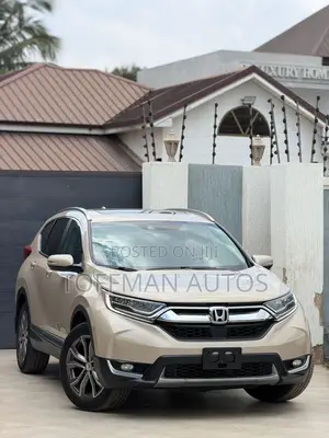 Honda CR-V Touring AWD 2019 Beige