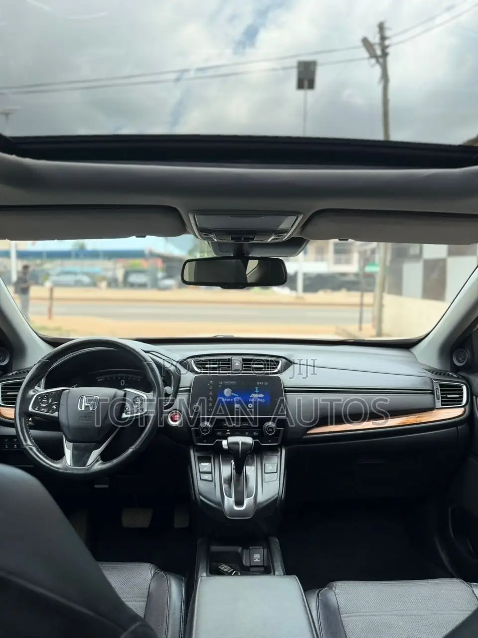Honda CR-V Touring AWD 2019 Beige