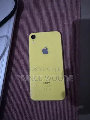 Apple iPhone XR 64 GB Yellow