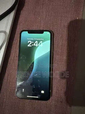 Apple iPhone XR 64 GB Yellow