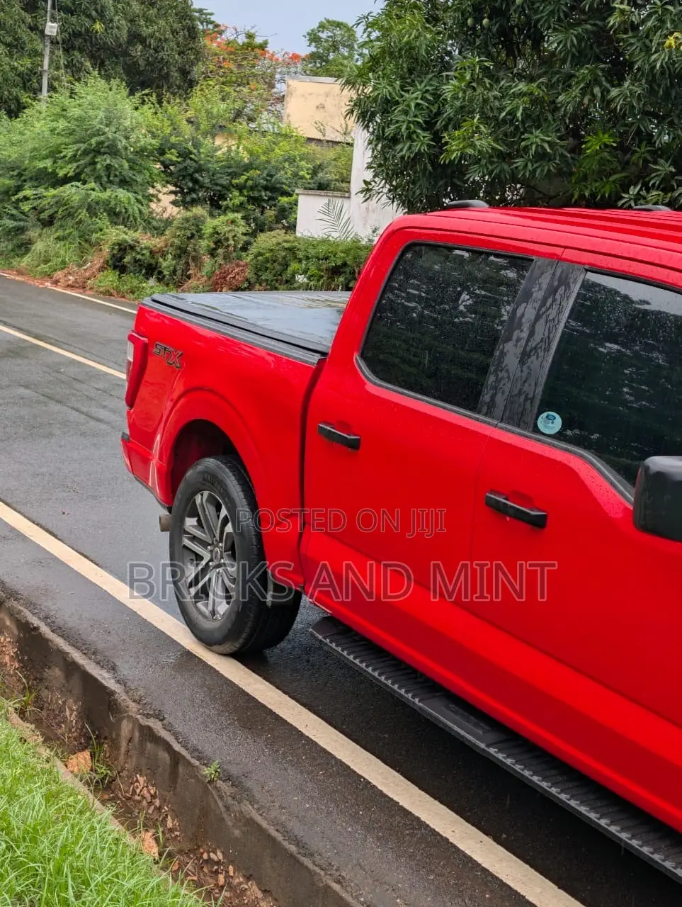 Ford F-150 XL 2021 Red