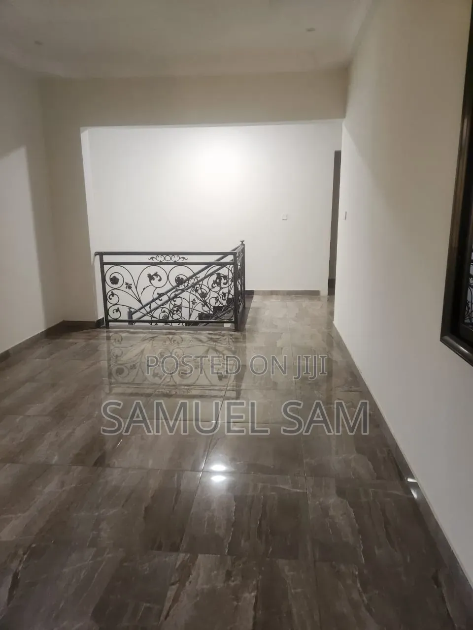 8bdrm House in Tema, Community 25 for rent