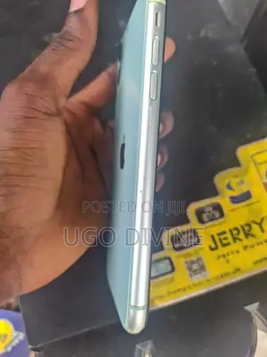 Apple iPhone 11 64 GB Green