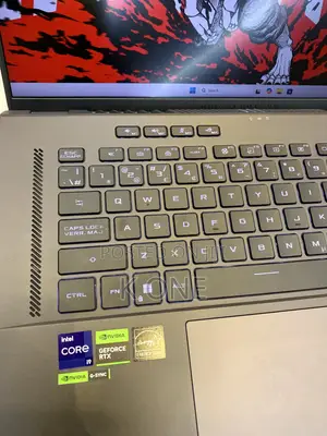 Laptop Asus ROG Zephyrus G16 16GB Intel Core i9 SSD 1T