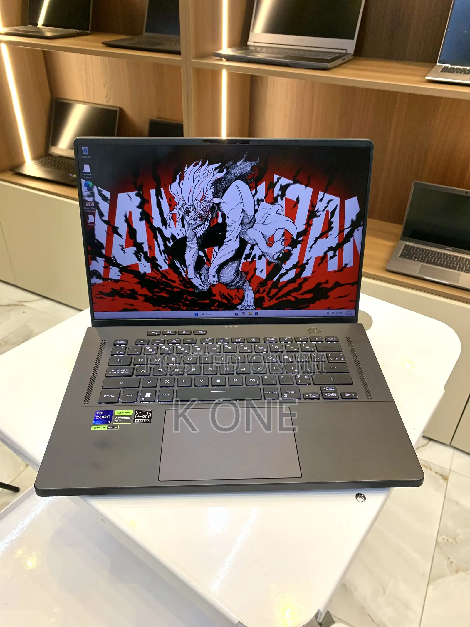 Laptop Asus ROG Zephyrus G16 16GB Intel Core i9 SSD 1T