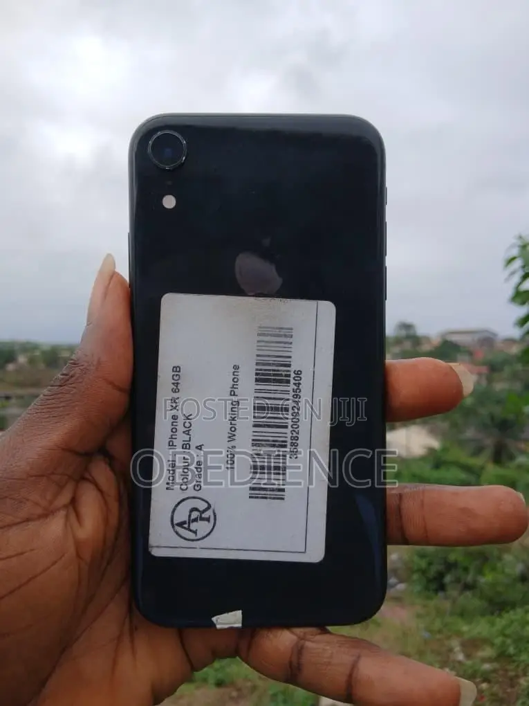 Apple iPhone XR 64 GB Black