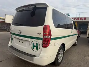 Hyundai Starex 2014 White