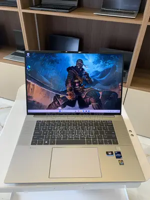 Laptop HP ZBook 16 Studio G10 16GB Intel Core i7 SSD 512GB