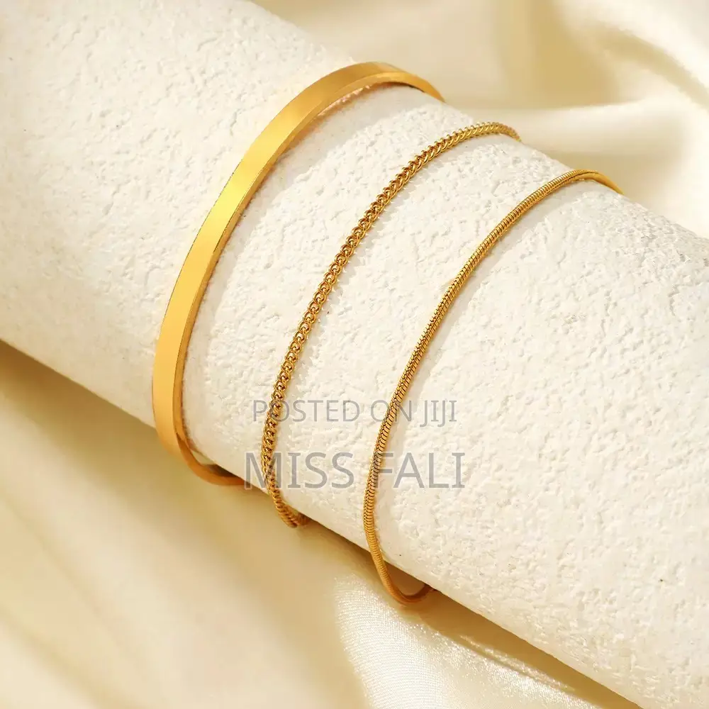 Regal Trinity Bracelet Set