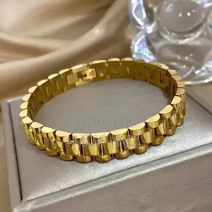 Titan Gold Link Bracelet