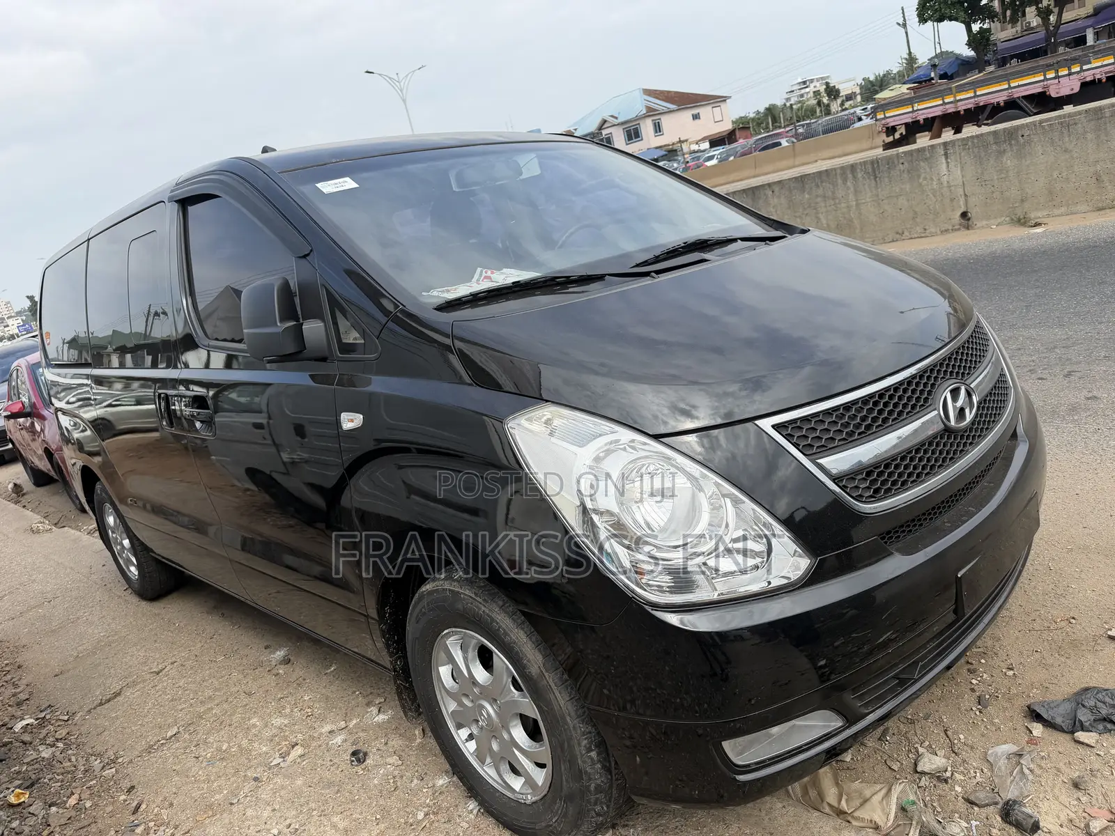 Hyundai Starex 2015 Black