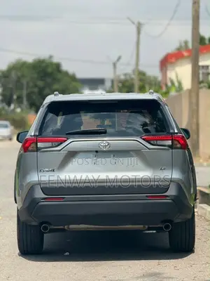Toyota RAV4 LE 2021 Gray