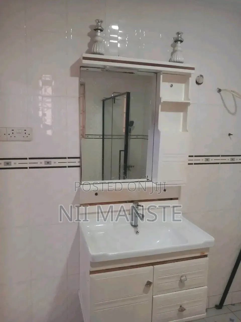 3bdrm Apartment in David, Ghana Link Area for rent