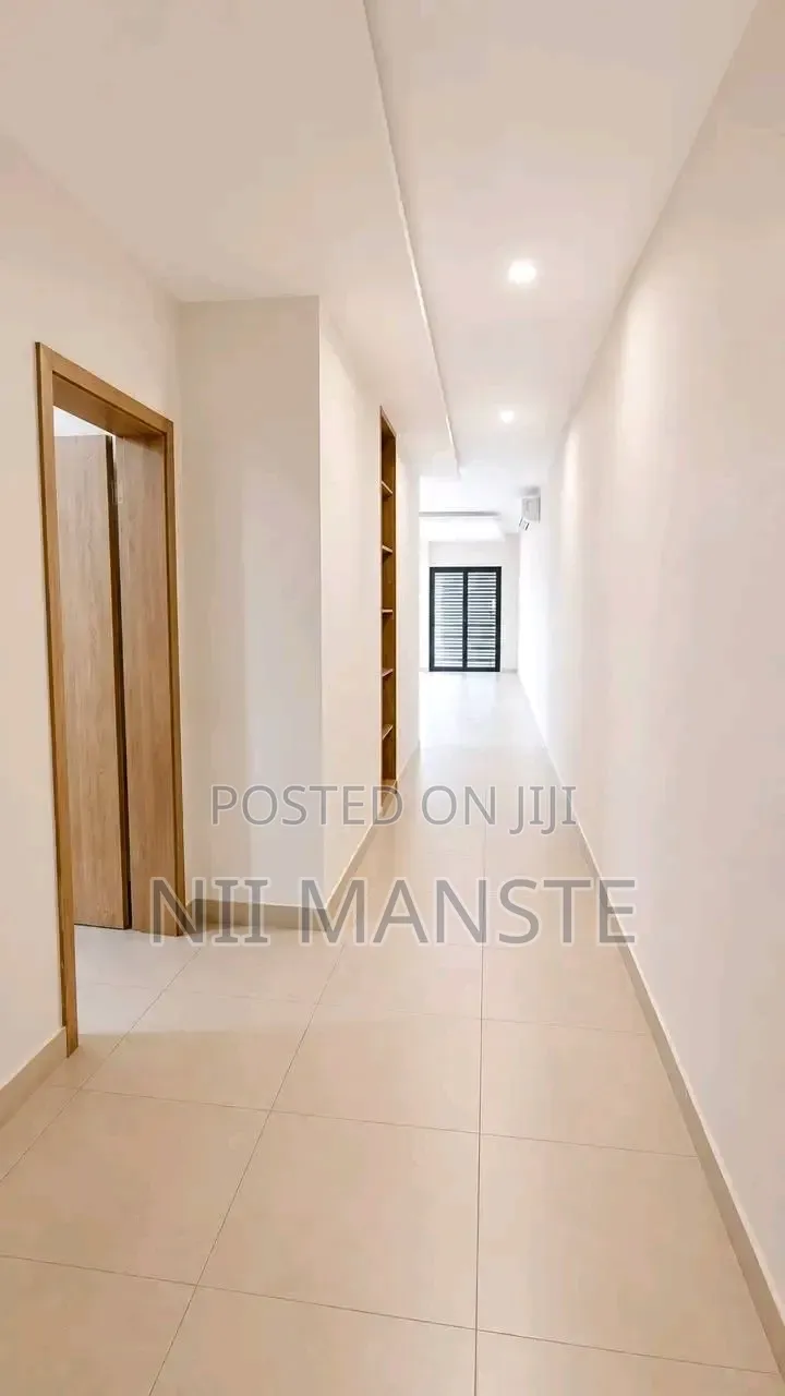3bdrm Apartment in David, Ghana Link Area for rent