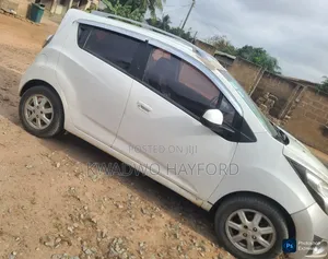 Chevrolet Spark 2010 White