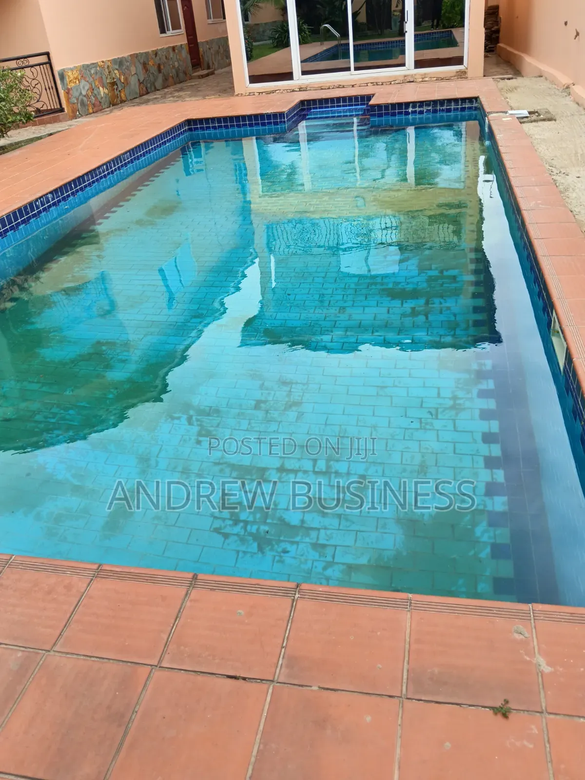 Before and After Cleaning a Pool