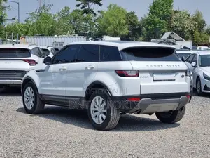 Land Rover Range Rover Evoque Autobiography 4x4 5-Door 2017 White