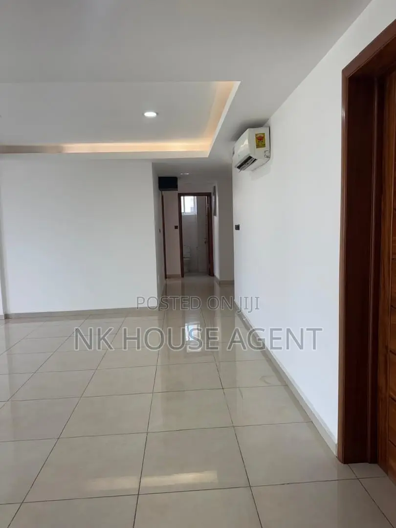 3bdrm Apartment in Cantoment, Accra Metropolitan for rent