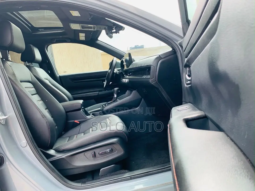 Honda CR-V 2025 Gray
