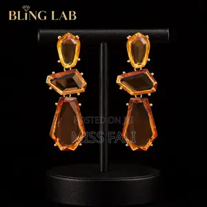 Amber Noir Drops