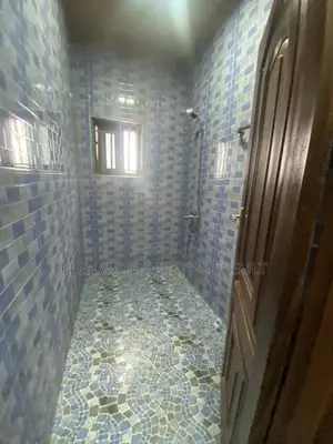 3bdrm Apartment in CP for rent