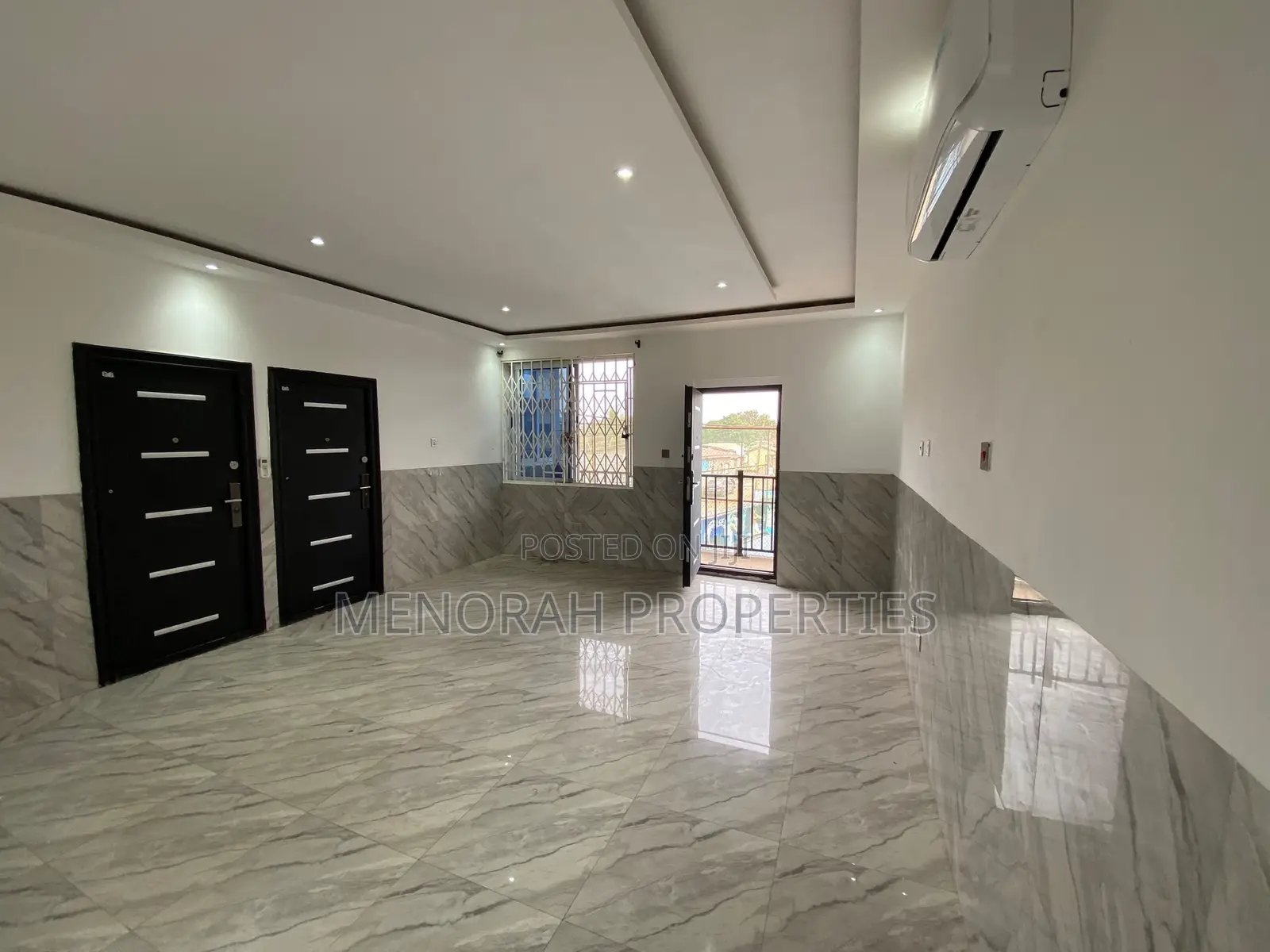 2bdrm Apartment in Ashaley Botwe, School Junction for rent