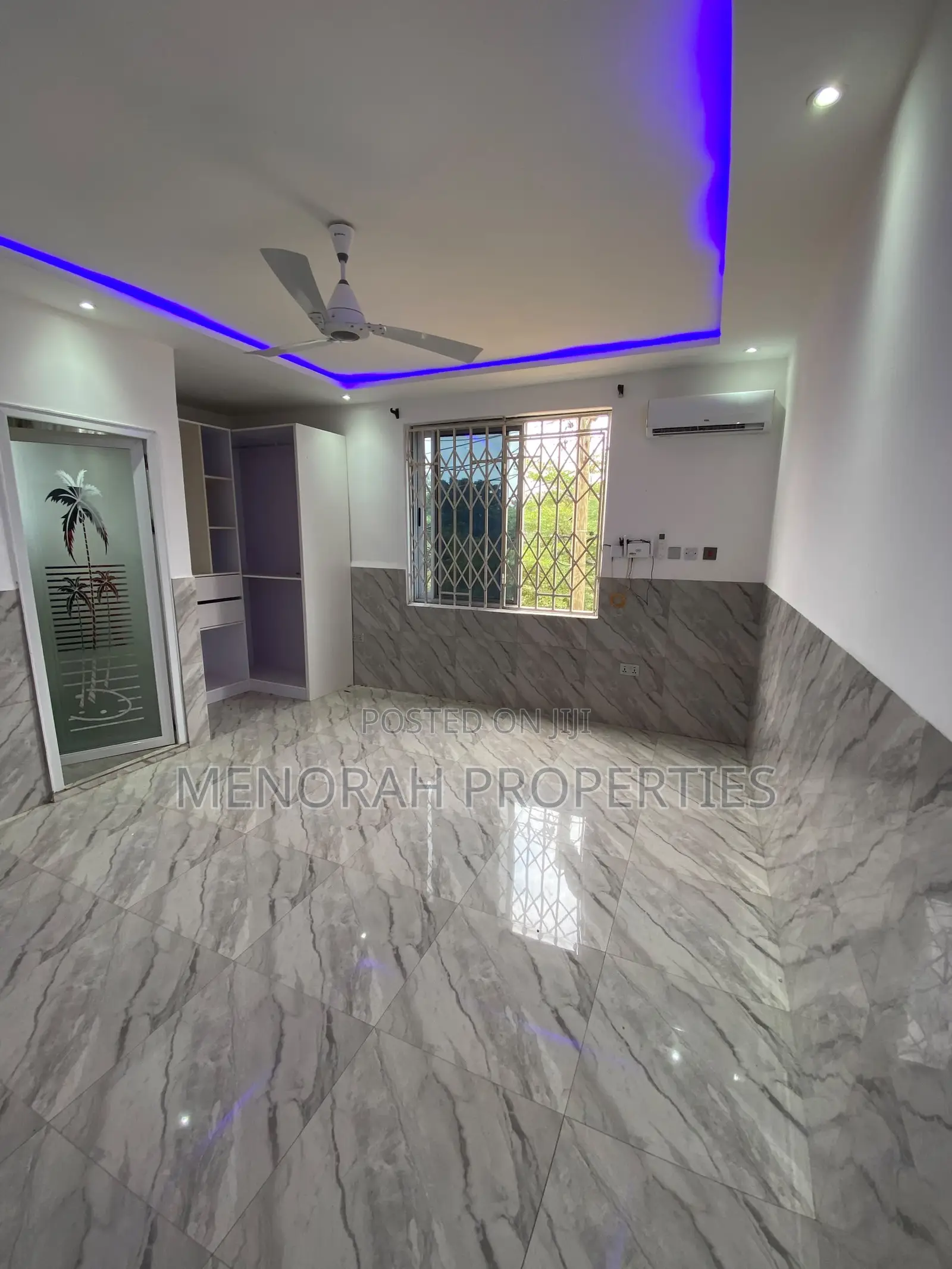 2bdrm Apartment in Ashaley Botwe, School Junction for rent