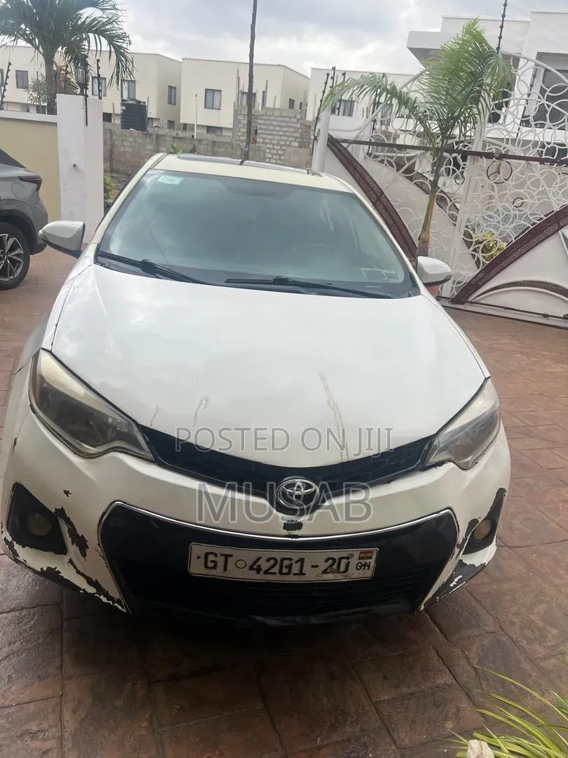 Toyota Corolla 2016 White