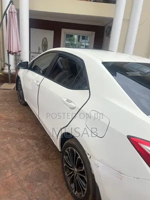 Toyota Corolla 2016 White