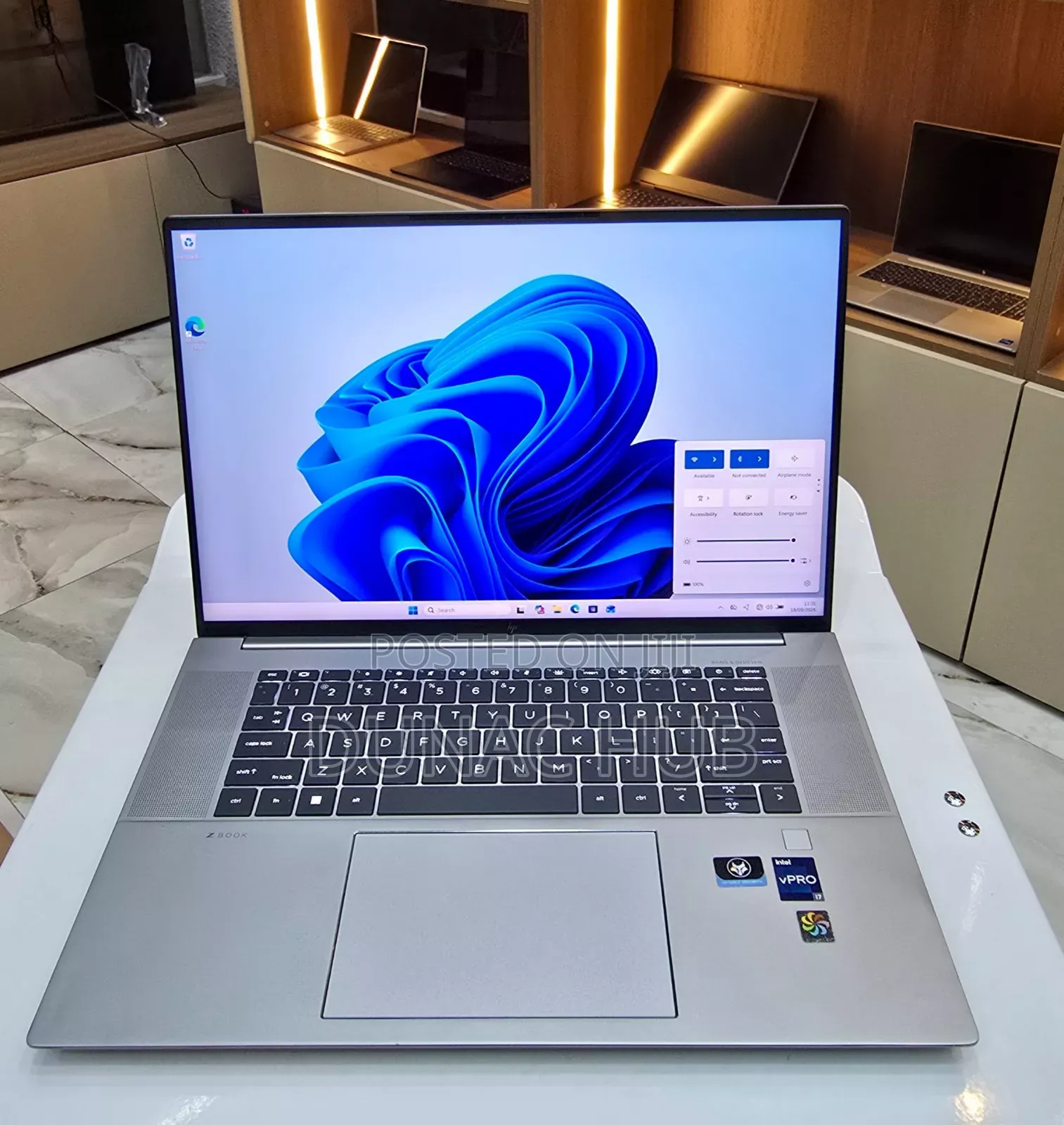 Laptop HP ZBook Firefly 16 G10 16GB Intel Core i7 SSD 512GB
