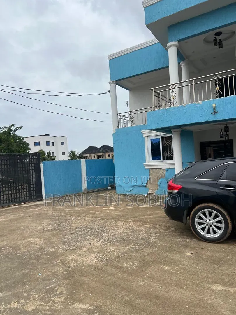 Furnished 5bdrm Duplex in Community 11 Estate for sale