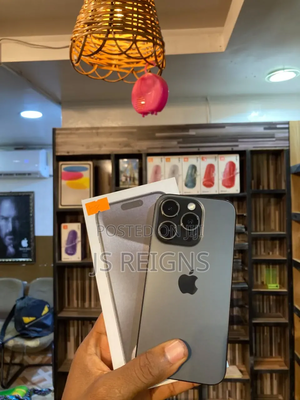 New Apple iPhone 15 Pro 256 GB Black