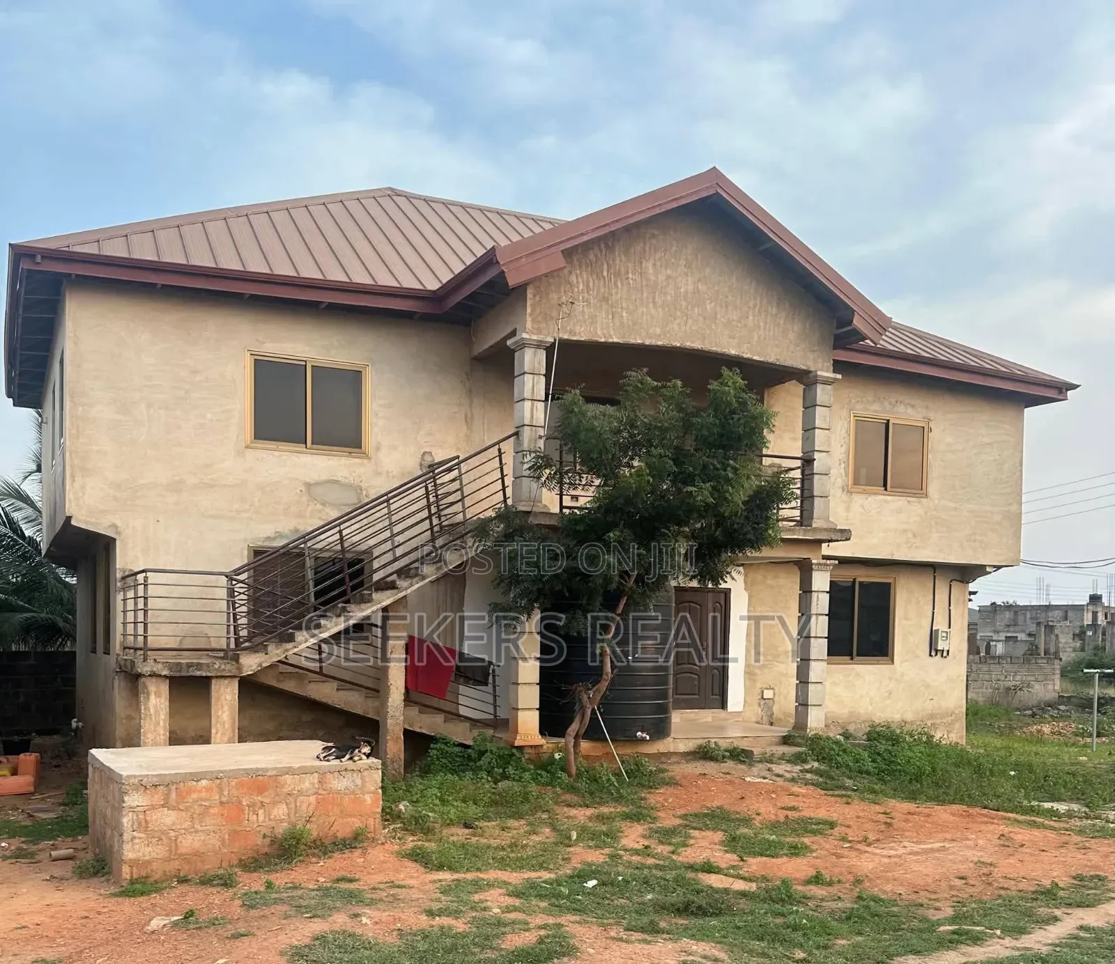 4bdrm House in Seekers, Dawhenya for sale
