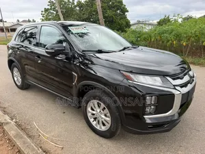 Mitsubishi Outlander 2021 Black