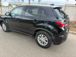 Mitsubishi Outlander 2021 Black