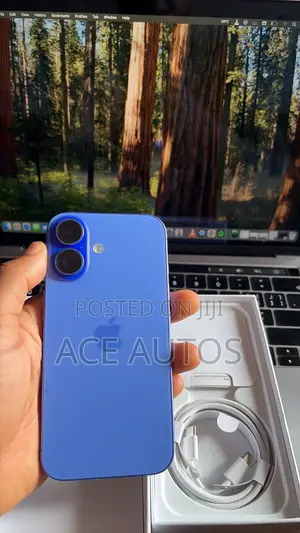 New Apple iPhone 16 128 GB Blue